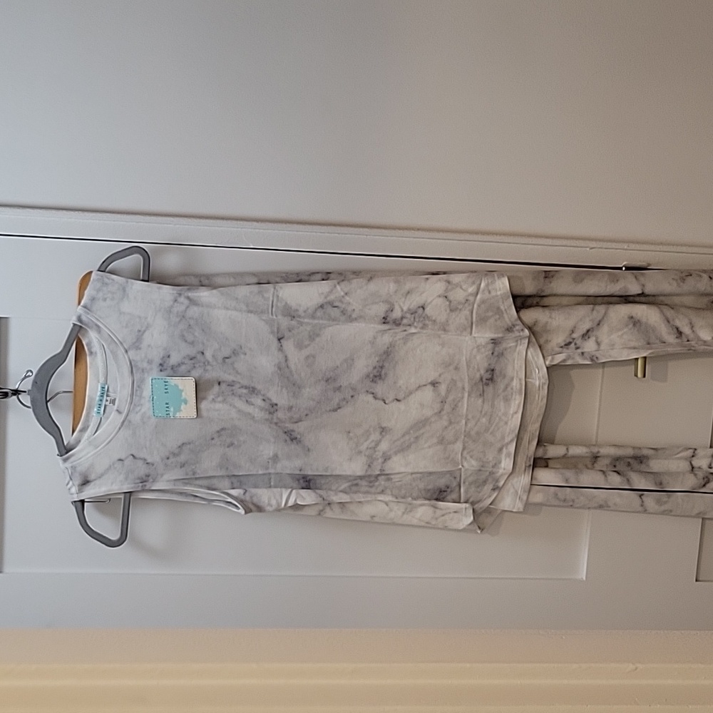NWT Star + Skye Pajama Set Size Medium